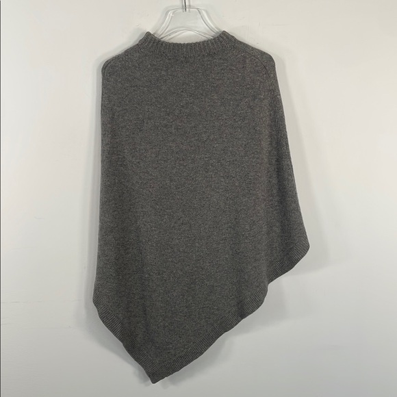 Sea Bleu 100% Cashmere Mock Neck Asymmetric Hem Grey Poncho Sz S - Picture 4 of 4